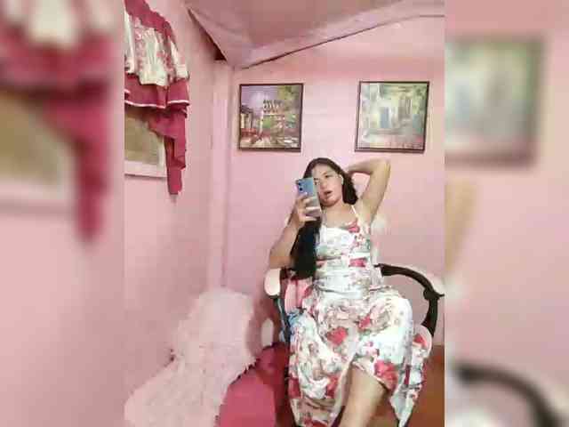 hornylittleprincess69