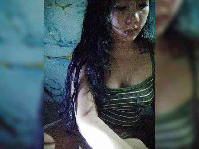 hornylittleprincess69 webcam