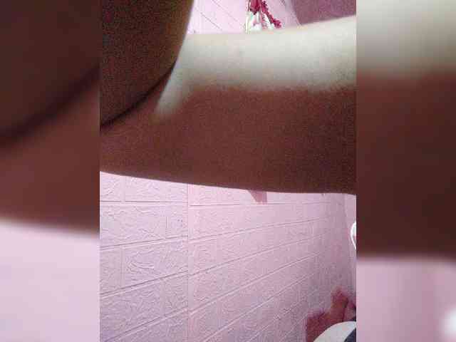 hornylittleprincess69 webcam