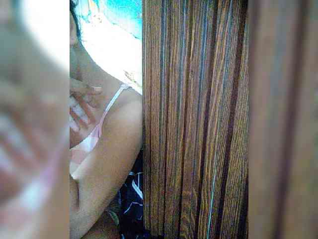 hornylittleprincess69 webcam