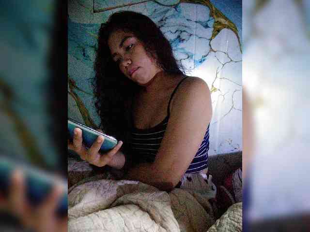 hornylittleprincess69 webcam