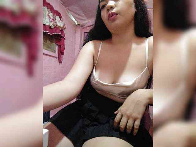 hornylittleprincess69 webcam