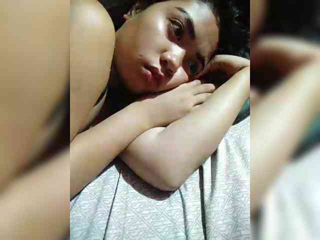 hornylittleprincess69 webcam