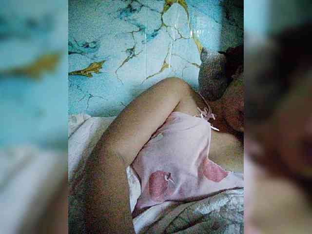 hornylittleprincess69
