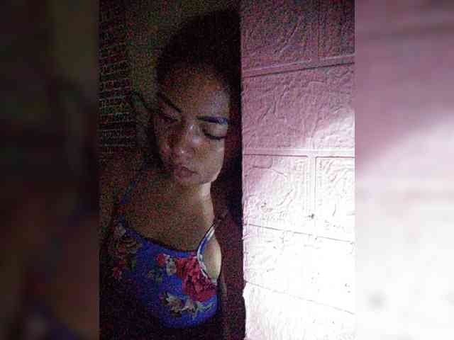 hornylittleprincess69