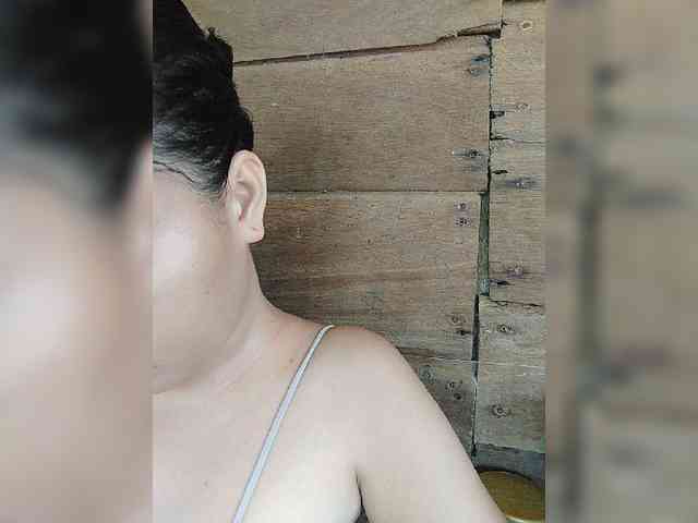 hornylittleprincess69 webcam