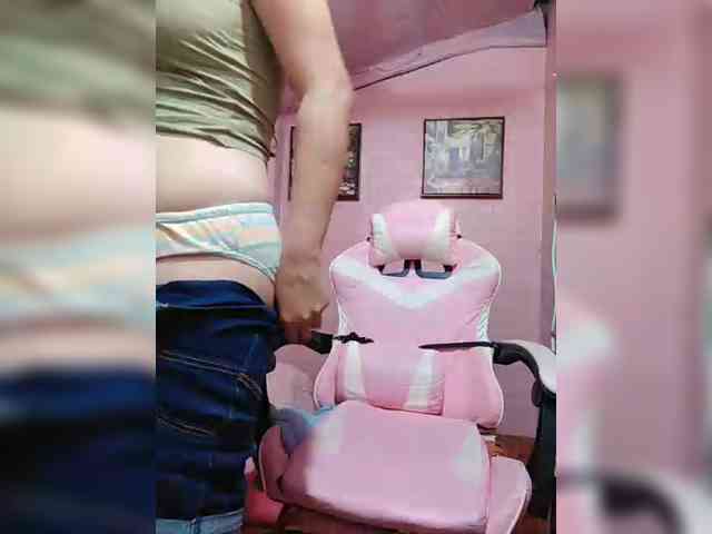 hornylittleprincess69 webcam