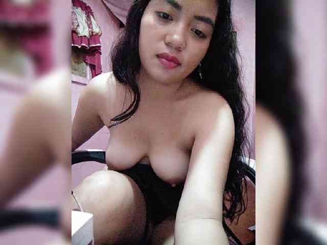 hornylittleprincess69 webcam