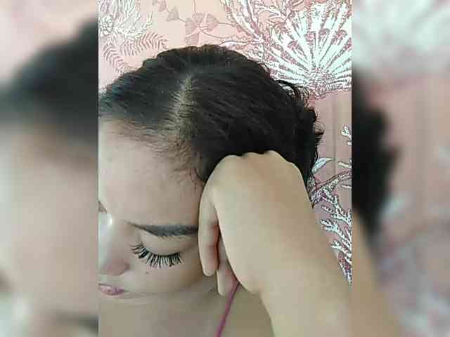 hornylittleprincess69