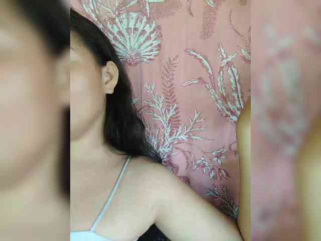 hornylittleprincess69 webcam