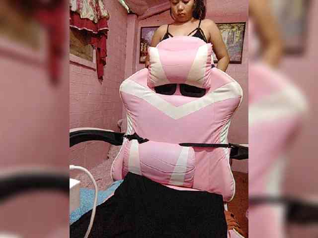 hornylittleprincess69 webcam