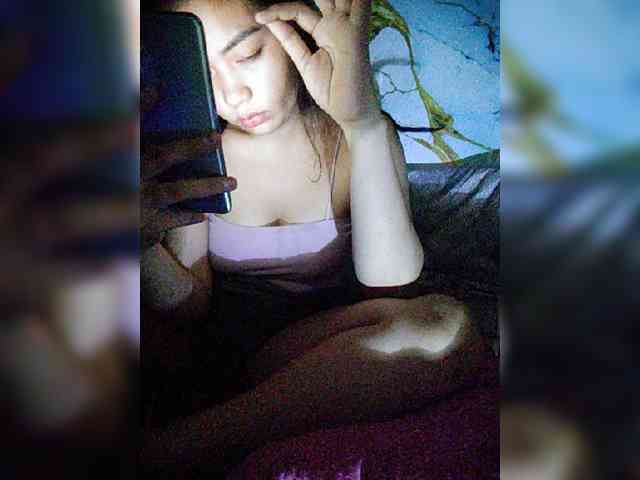 hornylittleprincess69