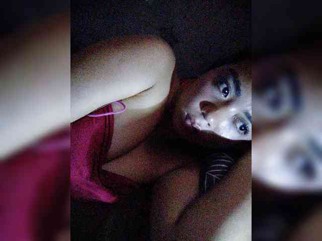 hornylittleprincess69