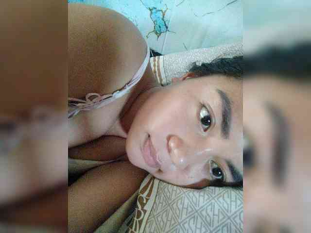 hornylittleprincess69 webcam