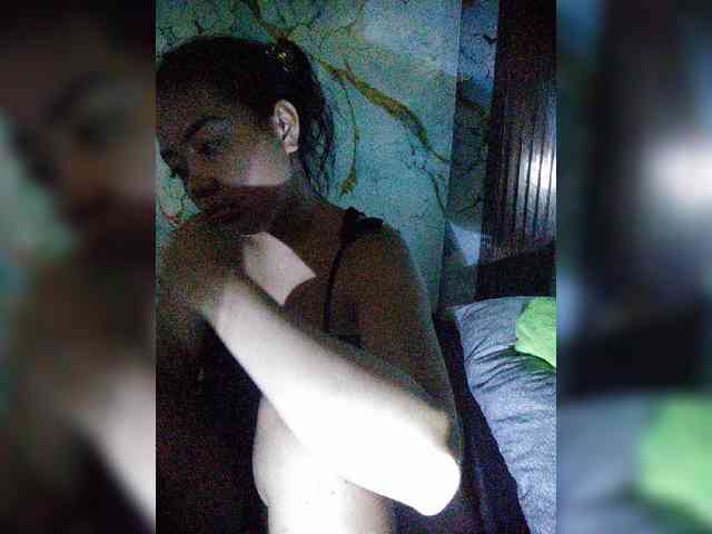 hornylittleprincess69