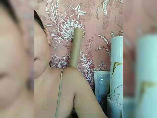 hornylittleprincess69