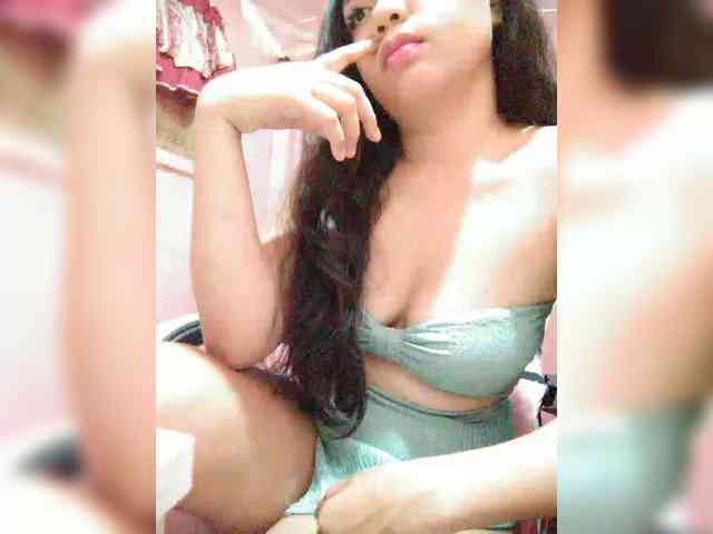 hornylittleprincess69