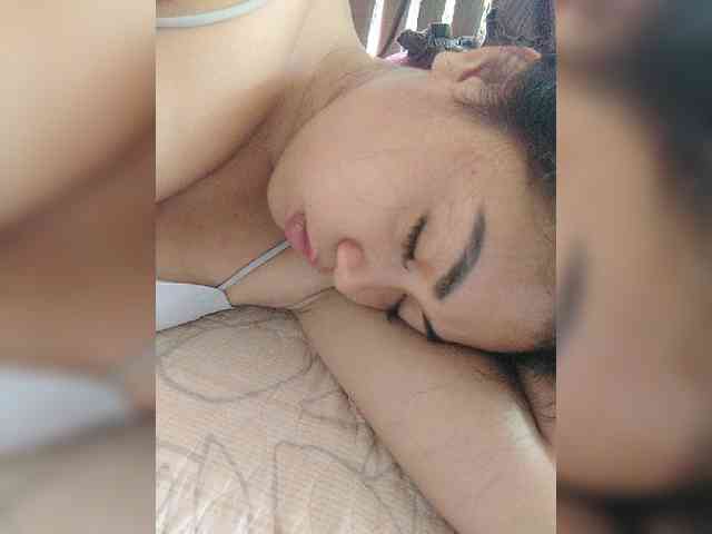 hornylittleprincess69 webcam
