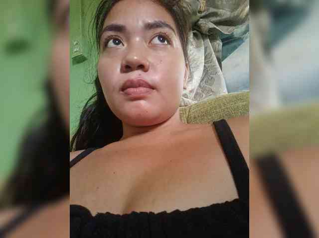 hornylittleprincess69 webcam