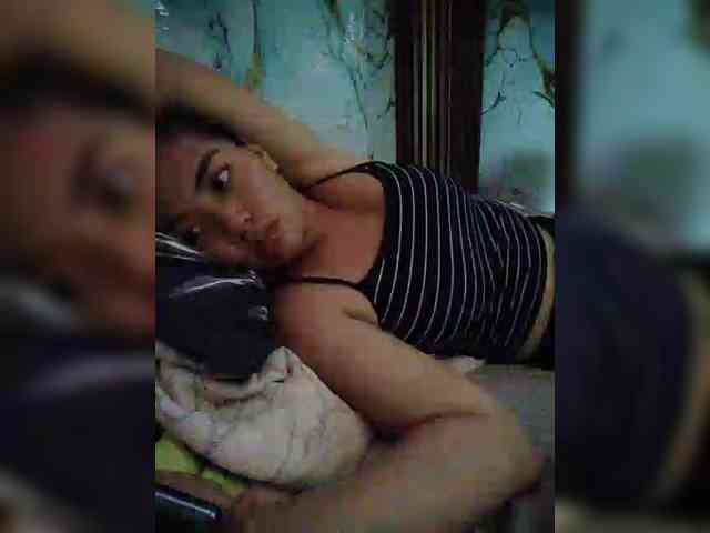 hornylittleprincess69 webcam