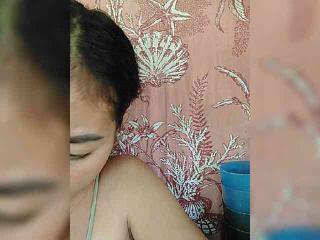 hornylittleprincess69 webcam