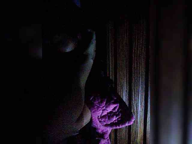 hornylittleprincess69 webcam