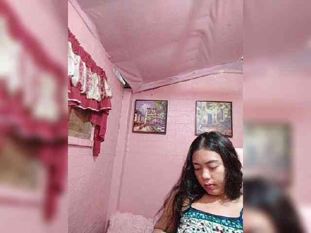 hornylittleprincess69 webcam