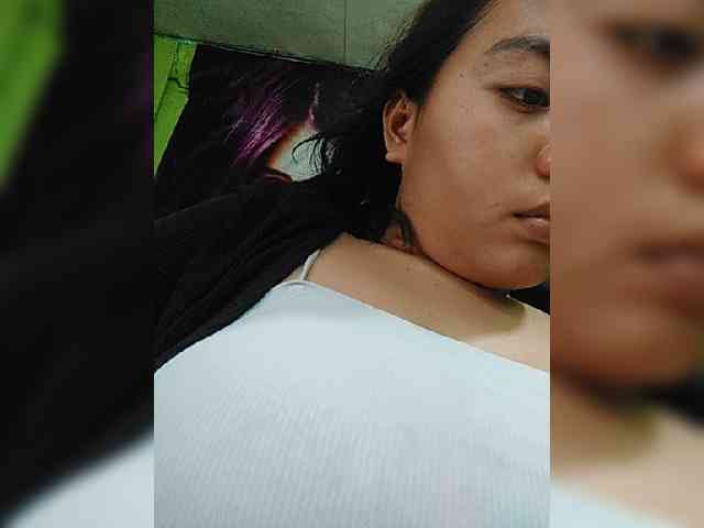 hornylittleprincess69 webcam