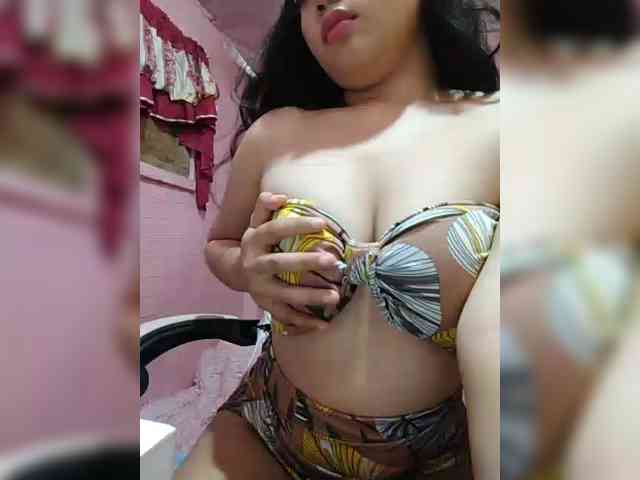 hornylittleprincess69 webcam