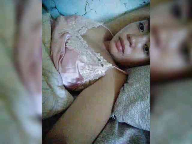 hornylittleprincess69 webcam