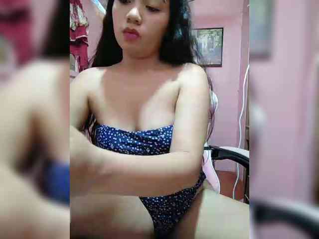 hornylittleprincess69 webcam