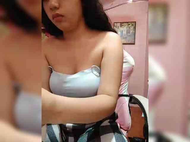 hornylittleprincess69 webcam