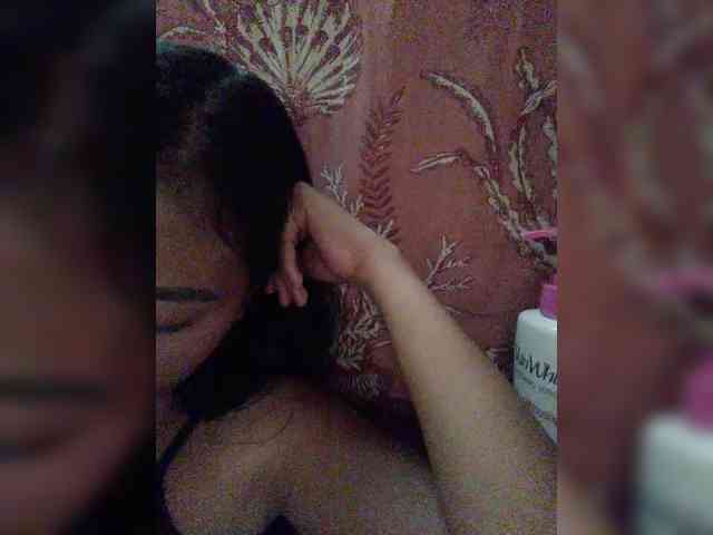 hornylittleprincess69 webcam