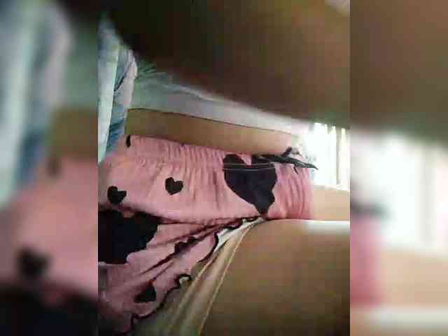 hornylittleprincess69 webcam
