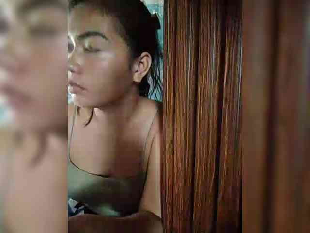 hornylittleprincess69 webcam