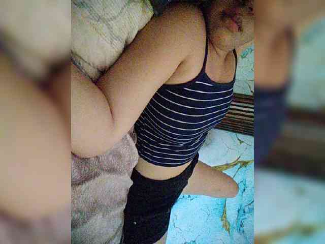 hornylittleprincess69 webcam