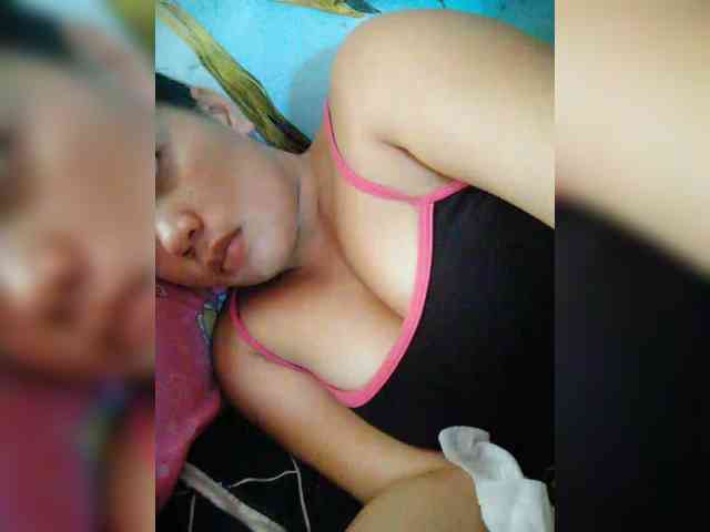 hornylittleprincess69 webcam