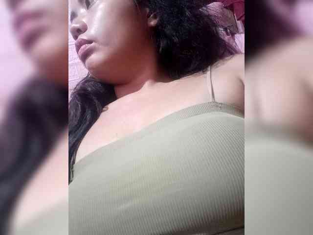 hornylittleprincess69 webcam