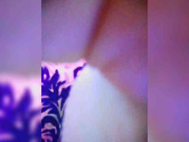hornylittleprincess69 webcam