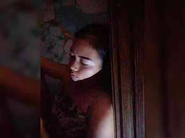 hornylittleprincess69 webcam