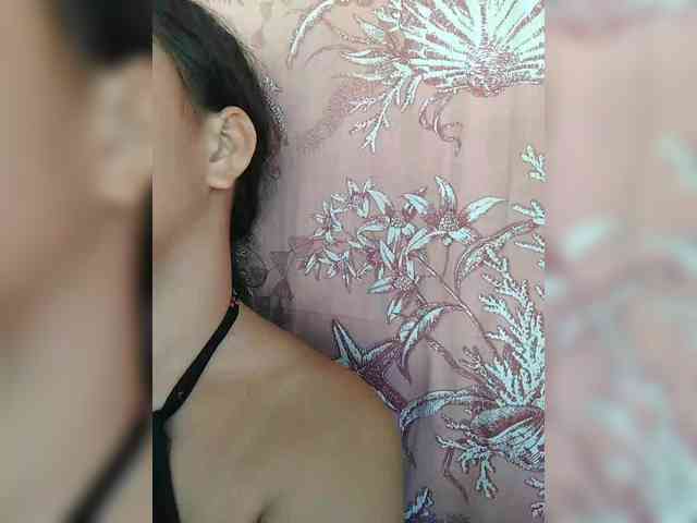 hornylittleprincess69