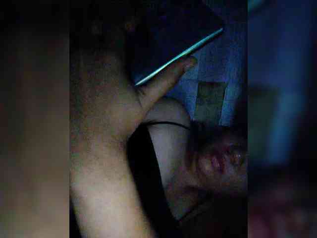 hornylittleprincess69 webcam