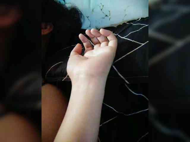hornylittleprincess69 webcam
