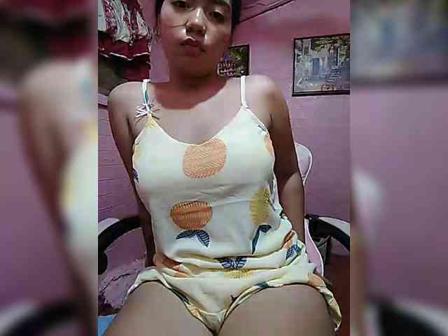 hornylittleprincess69 webcam