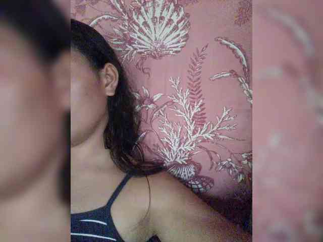 hornylittleprincess69 webcam