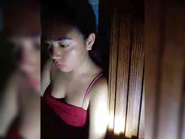 hornylittleprincess69 webcam