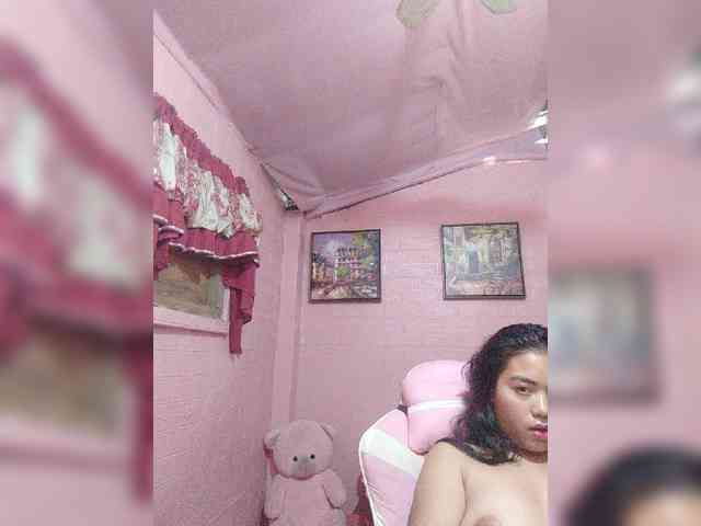 hornylittleprincess69 webcam