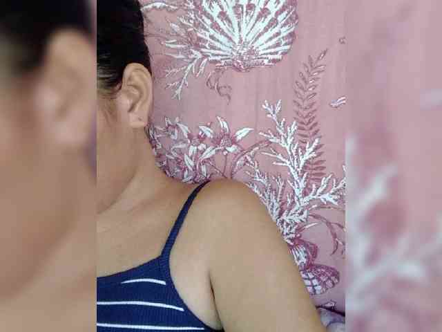 hornylittleprincess69 webcam