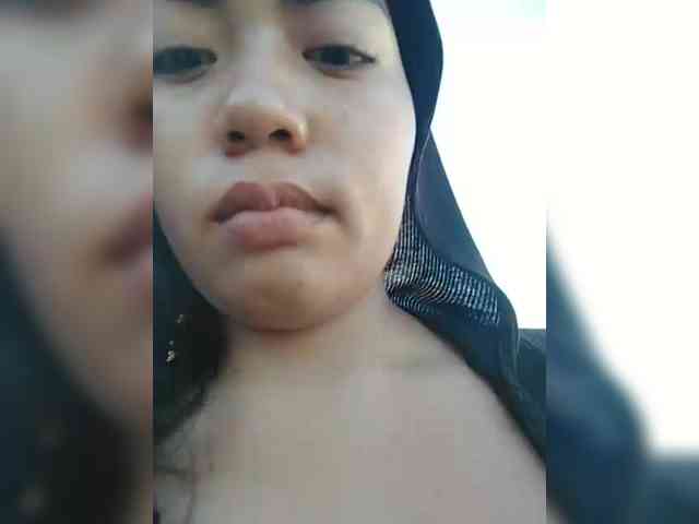 hornylittleprincess69