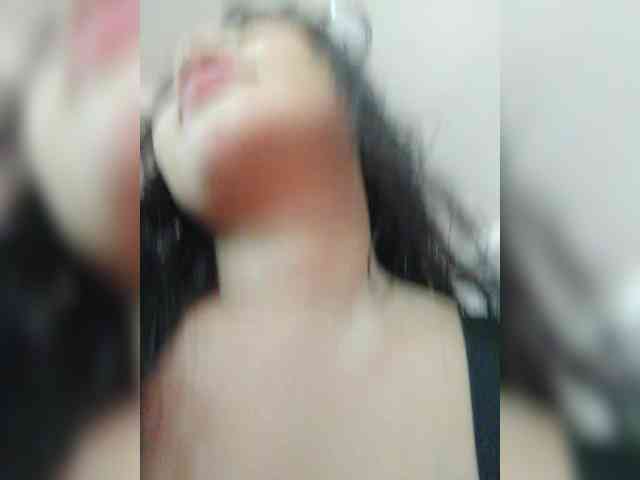 hornylittleprincess69 webcam